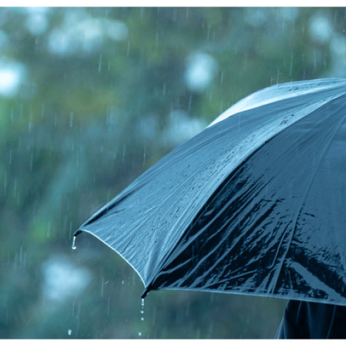 Atenție! Vreme rece și ploi în perioada minivacanței de 1 Mai