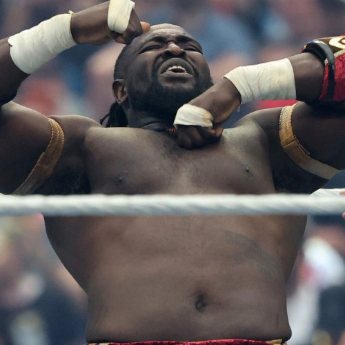 Oba Femi îl pune pe Roman Reigns în alertă după WrestleMania 42