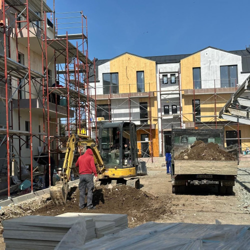 Lucrările la blocurile pentru tinerii specialiști din Fetești avansează rapid