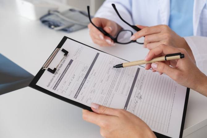 Parlamentul aprobă concediul medical plătit pentru pacienți cronici