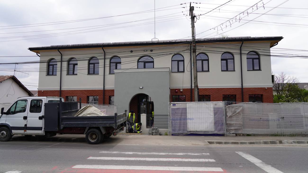 Lucrări avansate la centrul de asistență pentru vârstnici din Răzvad