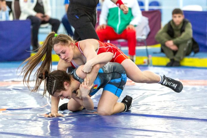 CS Petrolul Ploiești strălucește la turneul internațional de lupte U17