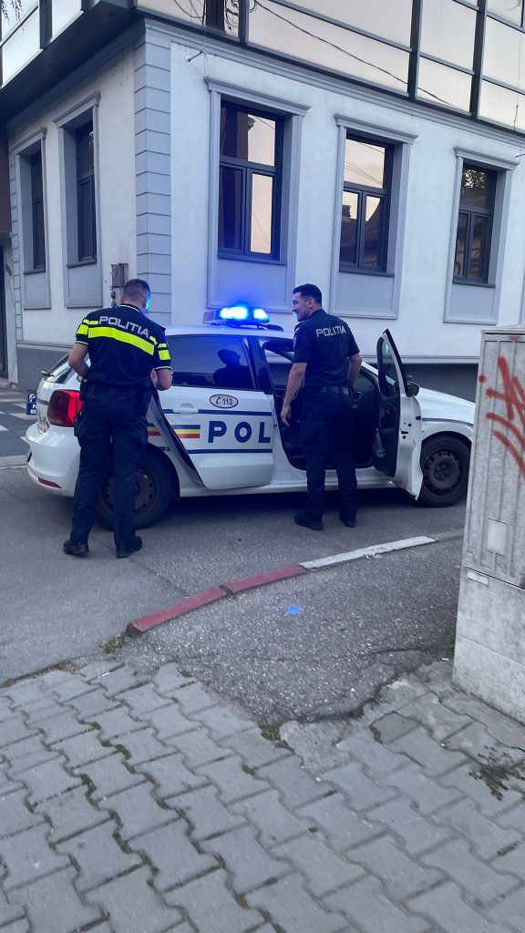 Minori amenințați cu violența în Târgu Jiu de un adolescent înarmat