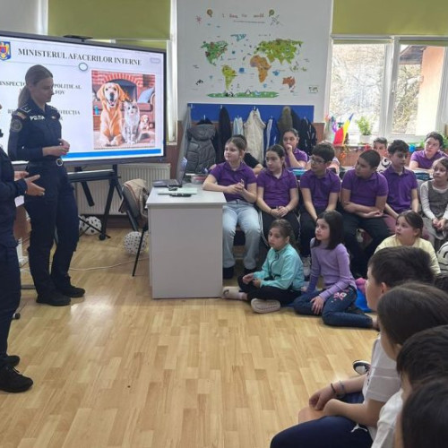 Protectia Animalelor CJ Ilfov: „Ora cu și pentru animale” a ajuns și în școlile unde nu se predă materia opțională