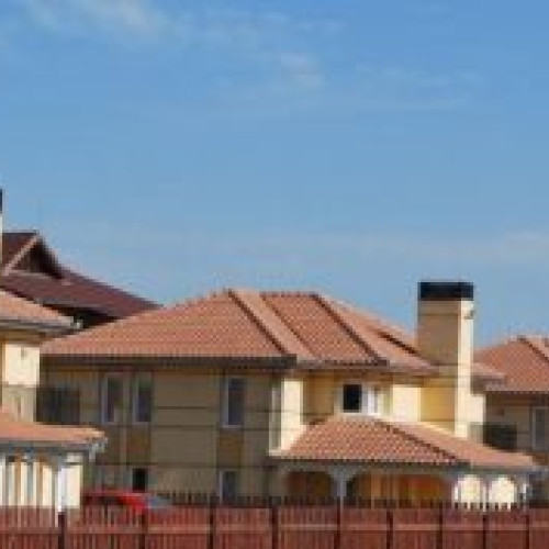 Prețurile locuințelor din România cresc în localitățile periurbane