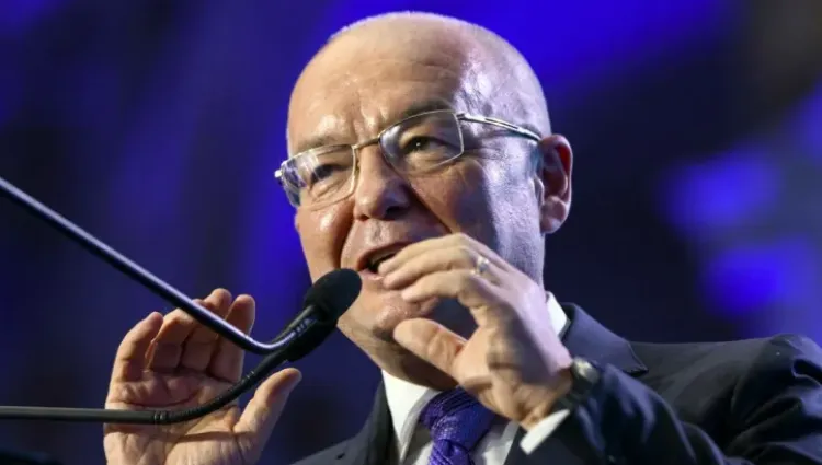 Emil Boc compară retragerea miniștrilor PSD cu evenimente din 2009