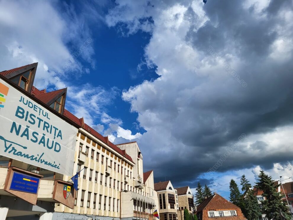 Șase oficiali din Bistrița-Năsăud, reținuți pentru corupție