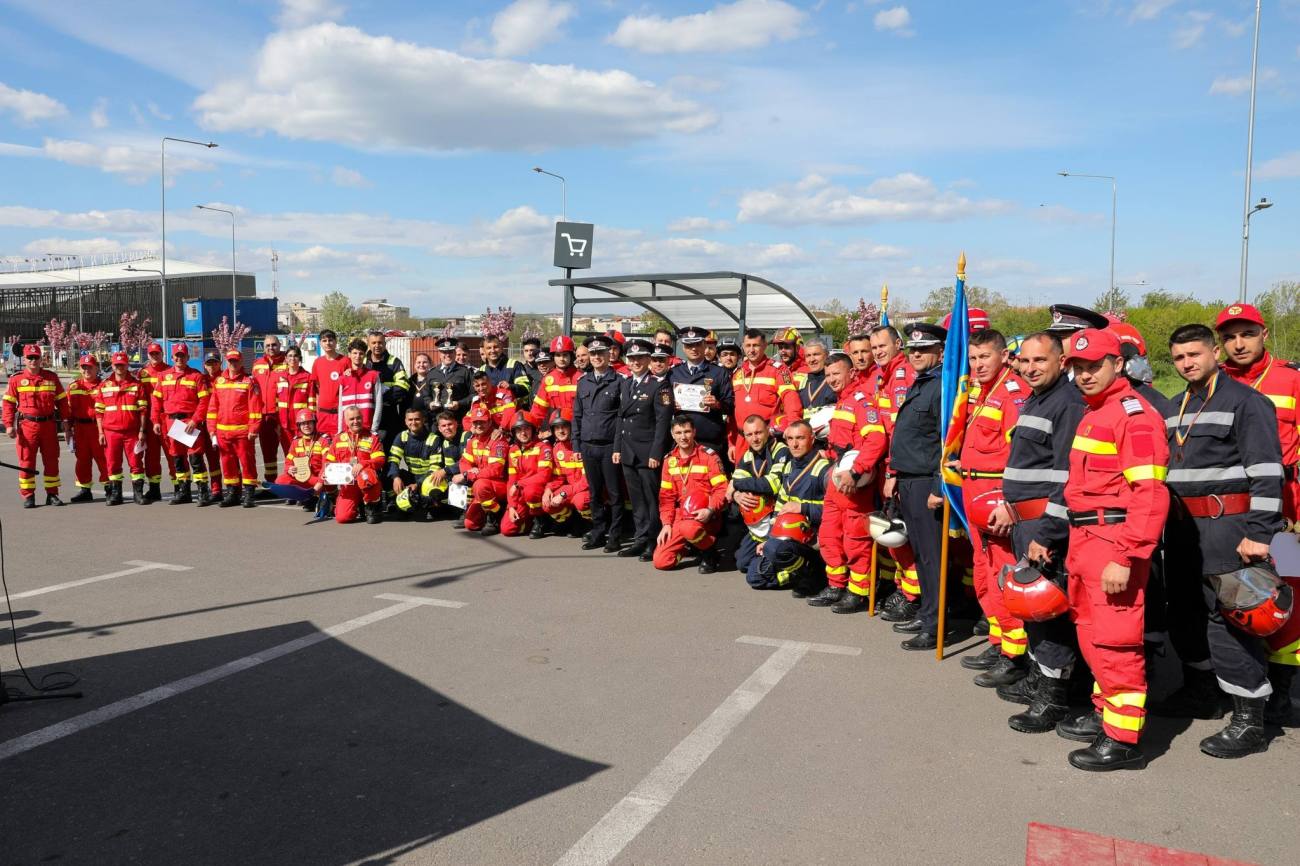 Dâmbovița câștigă competiția națională de descarcerare și primul ajutor