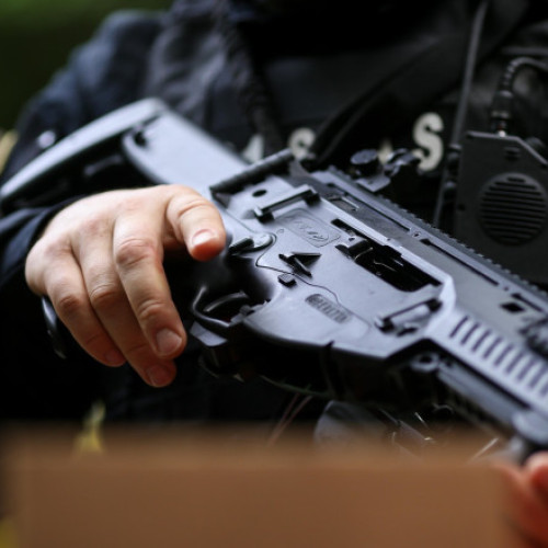 Un bărbat din Neamț a fost împușcat mortal după ce a atacat polițiștii