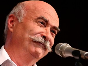 Tudor Gheorghe a fost transportat la spital după o cădere în hotel