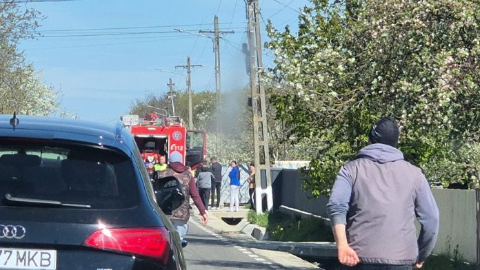 Incendiu în Cerbu evitat datorită intervenției rapide a salvatorilor