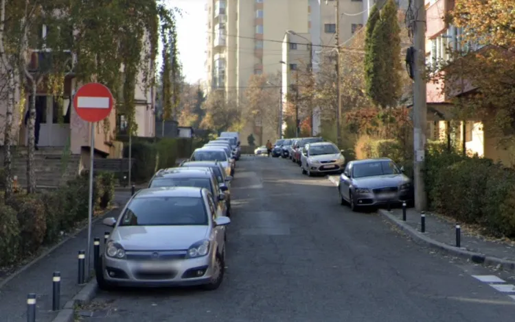 Probleme de trafic în Cluj-Napoca din cauza parcărilor ilegale