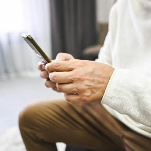 Povestea de dragoste online se transformă într-un coșmar financiar