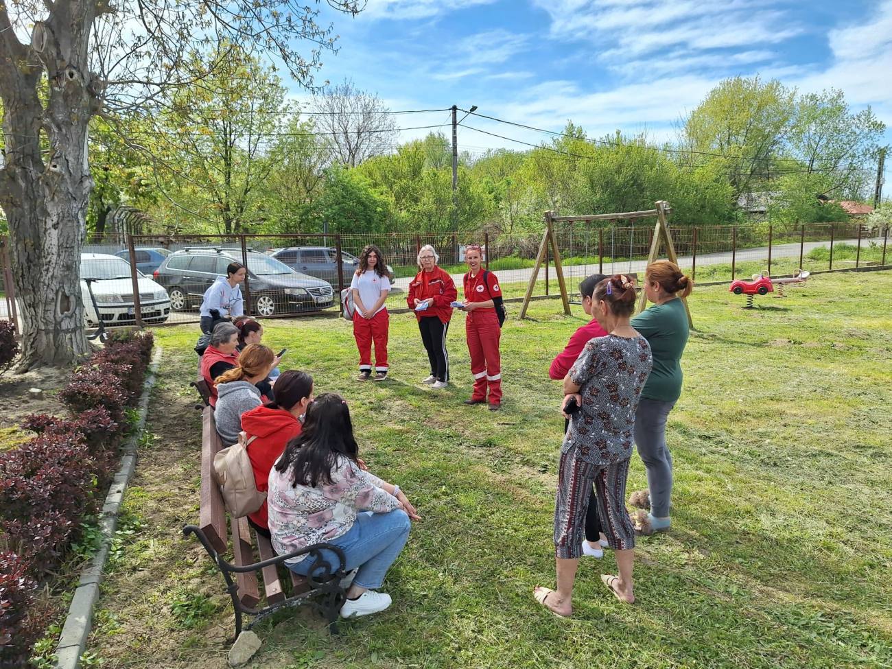 Crucea Roșie Dâmbovița derulează campania de vaccinare ROR în comunități locale