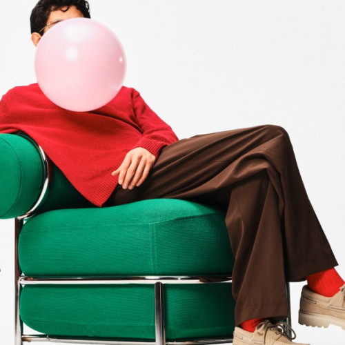 Noua canapea gonflabilă de la Ikea nu arată ca o canapea gonflabilă