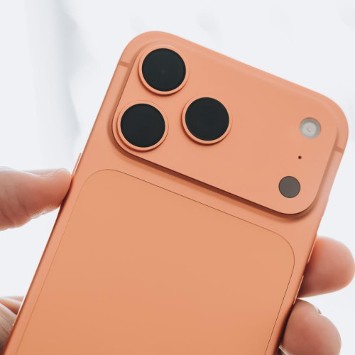 IOS 26.4.2: Apple repară o vulnerabilitate a iPhone-ului folosită de FBI pentru a citi mesaje șterse