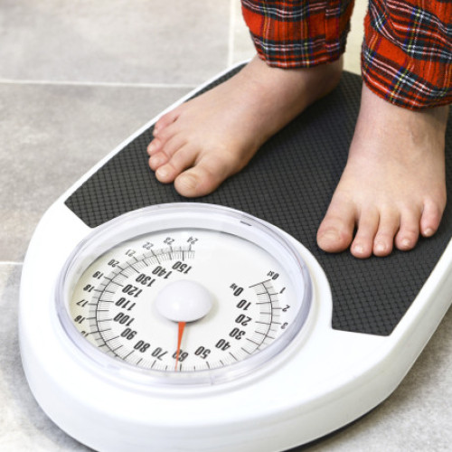 Creșterea în greutate din tinerețe crește riscul de deces, arată un studiu