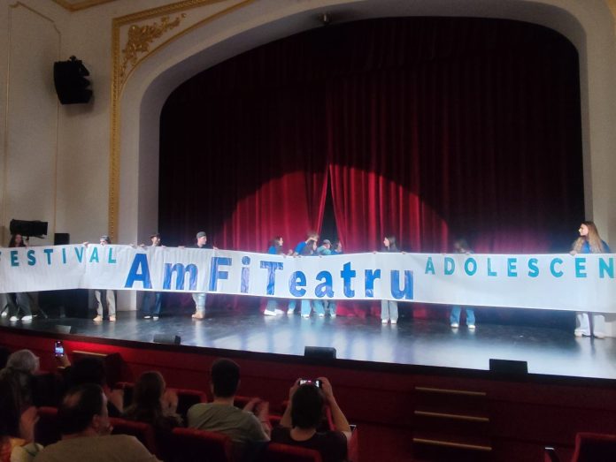 Startul festivalului AmFiTeatru la Teatrul Mihai Eminescu din Botoșani