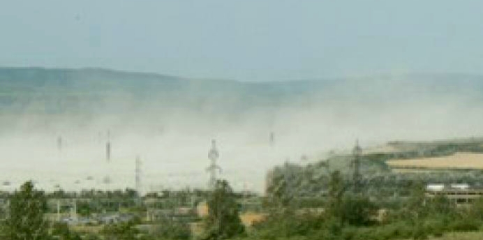 Avertizări meteorologice: Vânt puternic și praf de steril în Maramureș