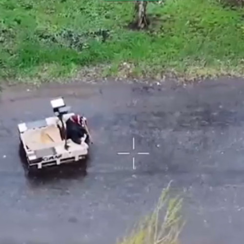 O femeie de 77 de ani salvată în Ucraina cu ajutorul dronelor și roboților