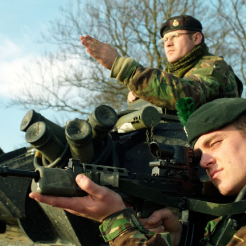 Jumătate dintre tineri refuză să lupte pentru Marea Britanie, arată un sondaj