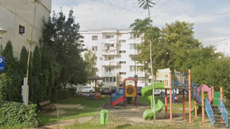 Incident periculos la locul de joacă din Cluj-Napoca