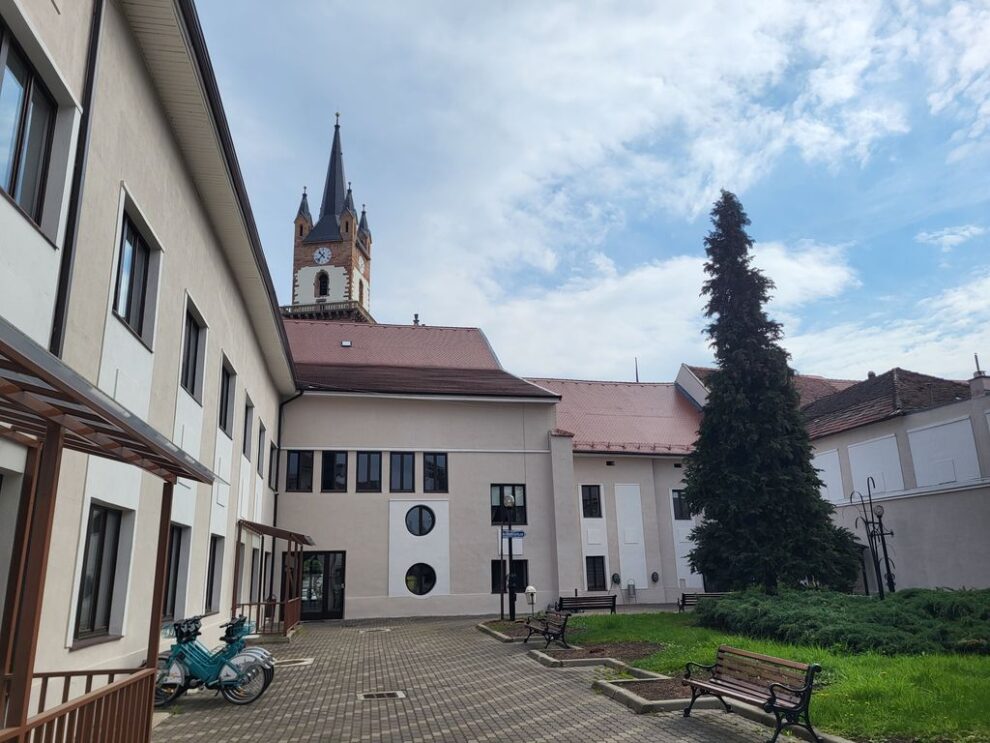 Bistrița va beneficia de un ascensor în Primărie și un nou centru multifuncțional