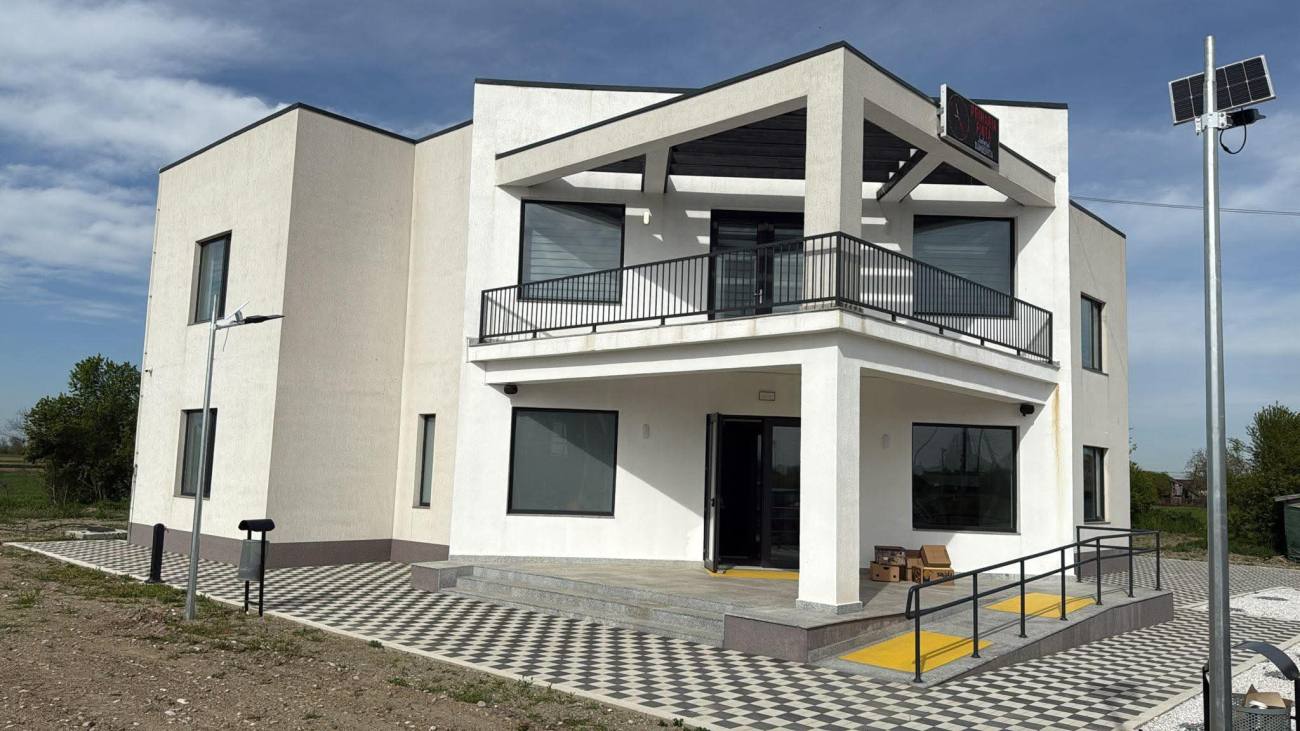 Finta deschide un nou sediu administrativ modern, construit din fonduri europene