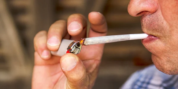 Ce trebuie să faci când prietenul tău e beat sau drogat