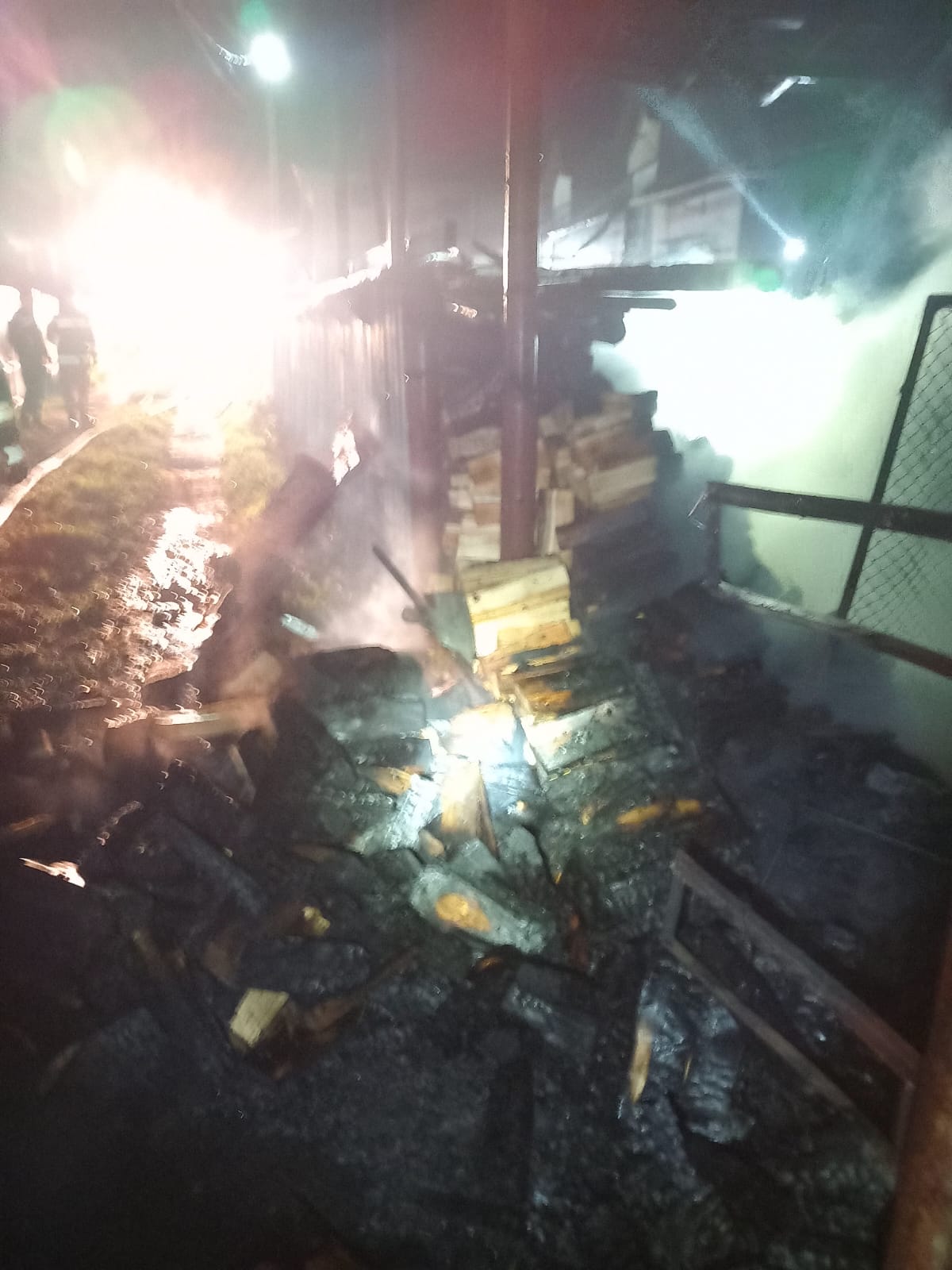 Incendiu provocat intenționat la o gospodărie din Pângărăcior