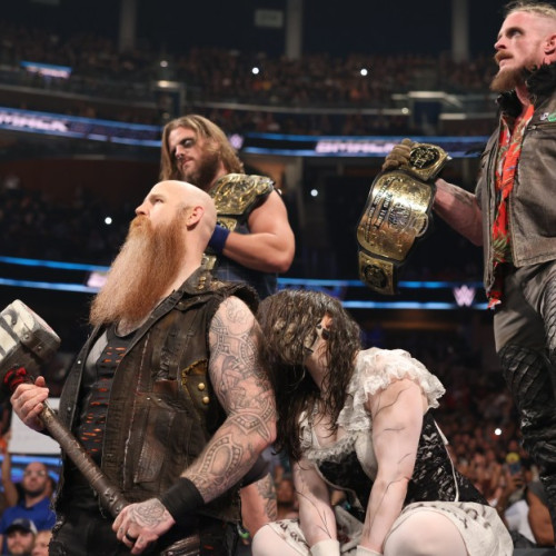 Dexter Lumis reflectă asupra grupului Wyatt Sicks după desființarea acestuia de către WWE