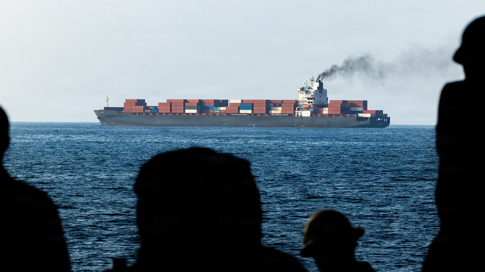 Războiul din Iran accelerează tranziția către energia regenerabilă — nu și în SUA