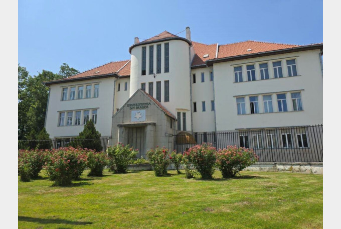 Studenții din Oradea se confruntă cu întârzieri la bursele de performanță