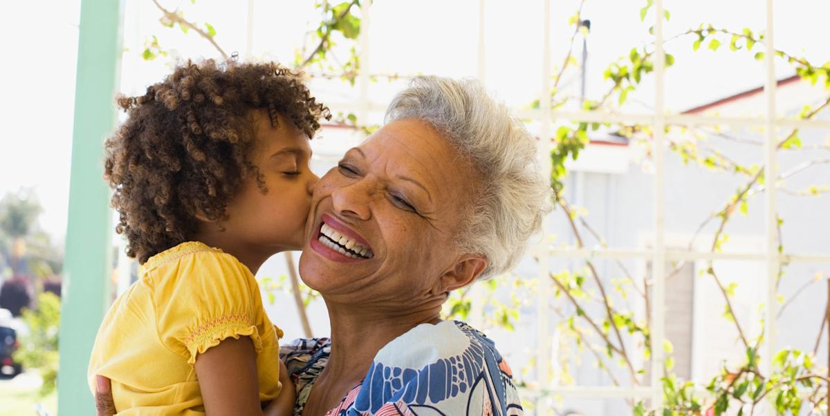 De ce fenomenul „creierul bunicii” este real, explicat de cercetători