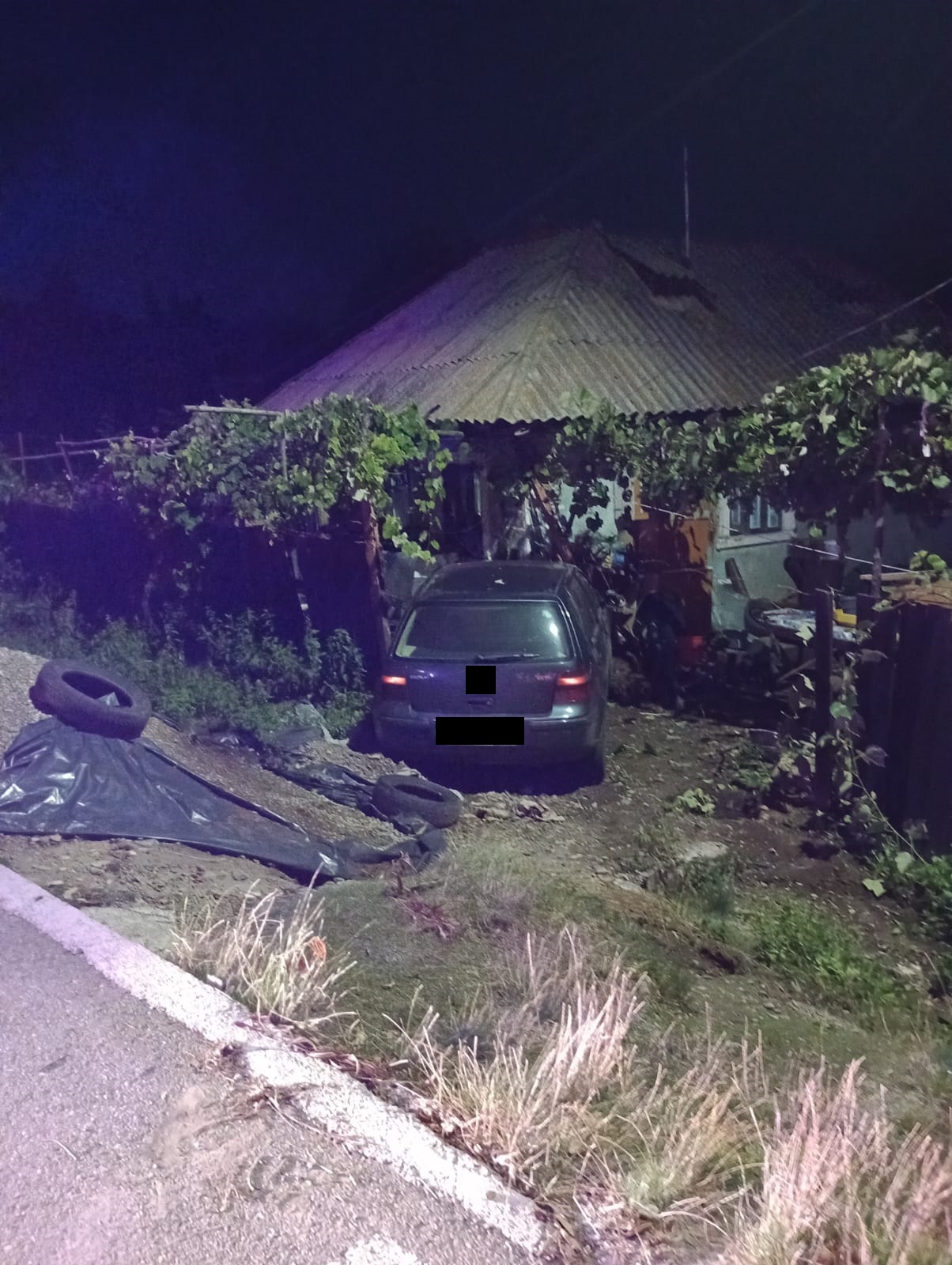 Șofer arestat după un accident grav în Costișa, cu o victimă în spital