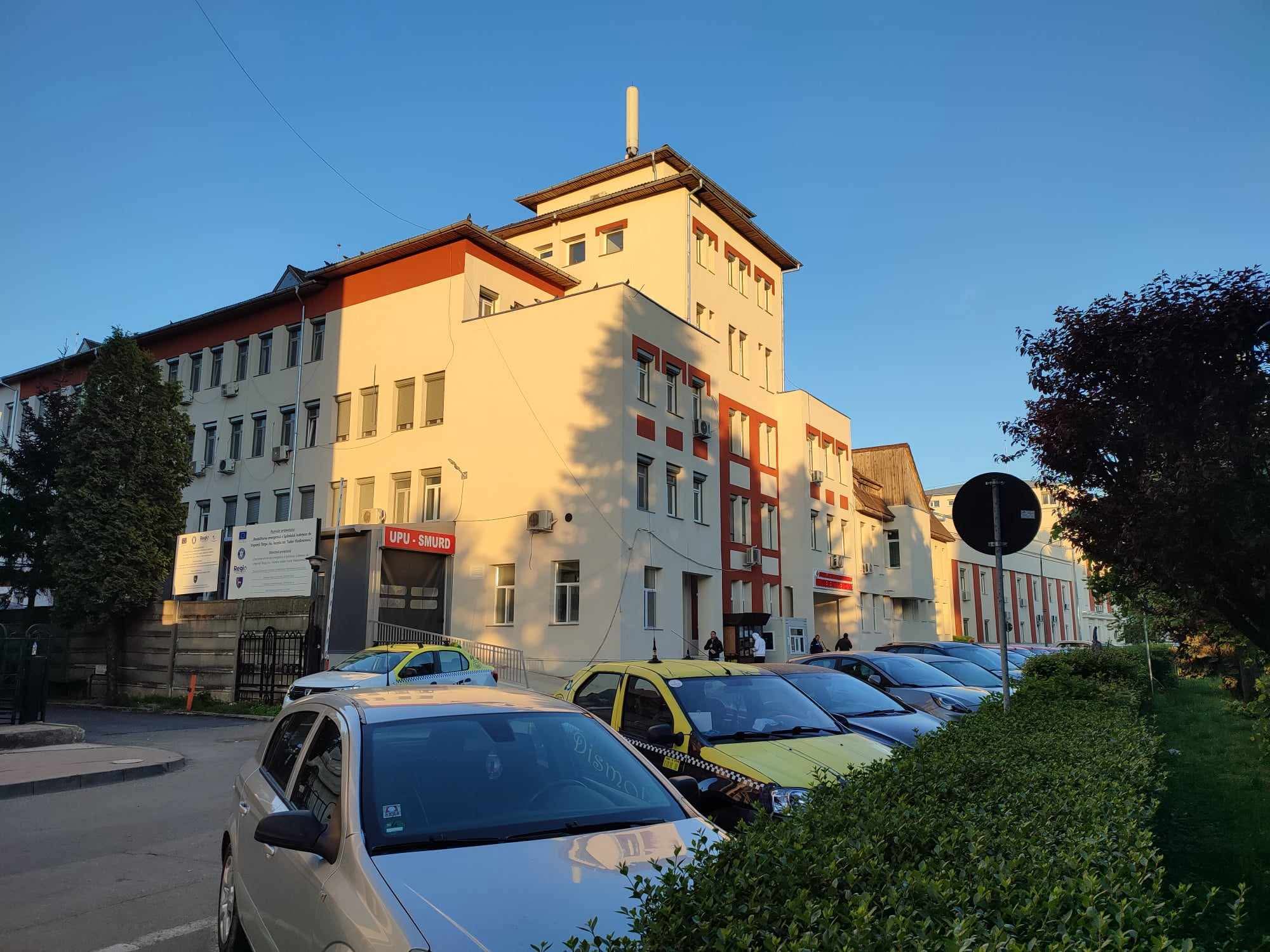 Familia unei paciente de 85 de ani mulțumește medicilor din Târgu Jiu