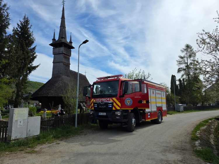 Pompierii voluntari din Târgu Lăpuș au desfășurat un exercițiu la Rogoz