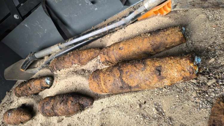 Pirotehniștii ISU Cluj intervin pentru distrugerea a șase proiectile neexplodate