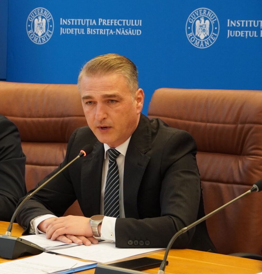 Demisia prefectului Teofil-Iulian Cioarbă, în contextul unei moțiuni de cenzură