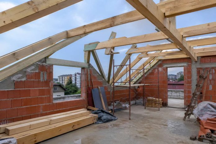 Verificările mansardelor din Botoșani, reluate după vijelie