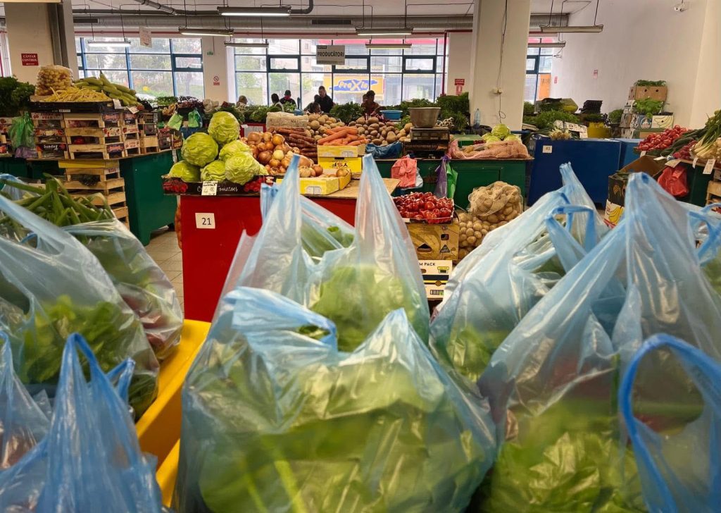 Programul piețelor agroalimentare din Pitești în perioada 01-03 mai