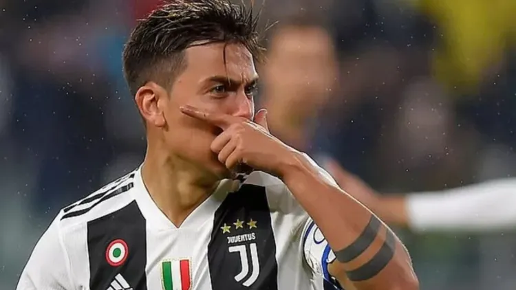 Fotbalul mondial adoptă reguli stricte împotriva comportamentului abuziv