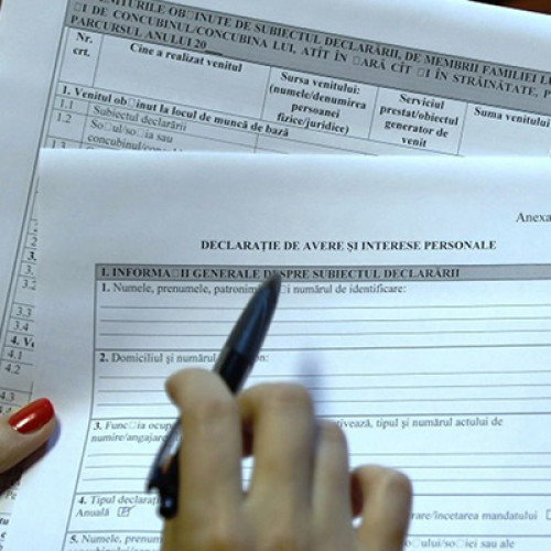 Declarațiile de avere ale demnitarilor se schimbă după decizia CCR