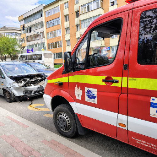 Accident rutier pe strada Mihai Viteazul din Piatra-Neamț