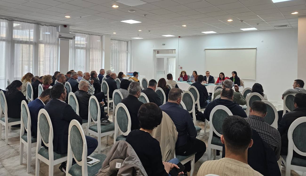 Simpozion dedicat securității și sănătății în muncă la Dâmbovița