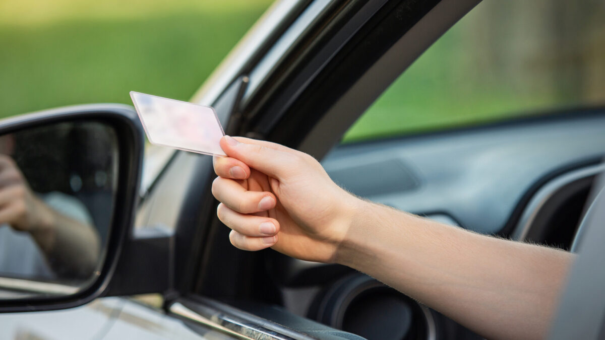 Proba tehnică obligatorie în poligon, o nouă etapă pentru obținerea permisului