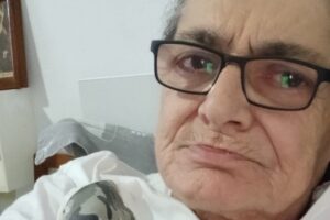 Pensionară din Bușteni riscă să rămână în stradă după violențe familiale