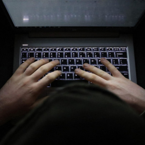 Parlamentul European solicită acțiuni ferme împotriva hărțuirii cibernetice