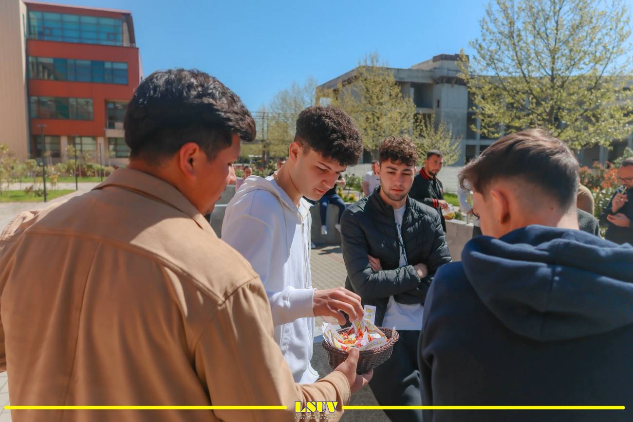 Studenții de la Universitatea Valahia se bucură de o inițiativă inedită în sesiune