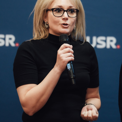 Marinela Anton începe mandatul de prefect de Neamț cu responsabilitate mare